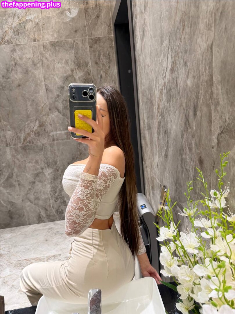 077diva Nahá OnlyFans fotografie #11