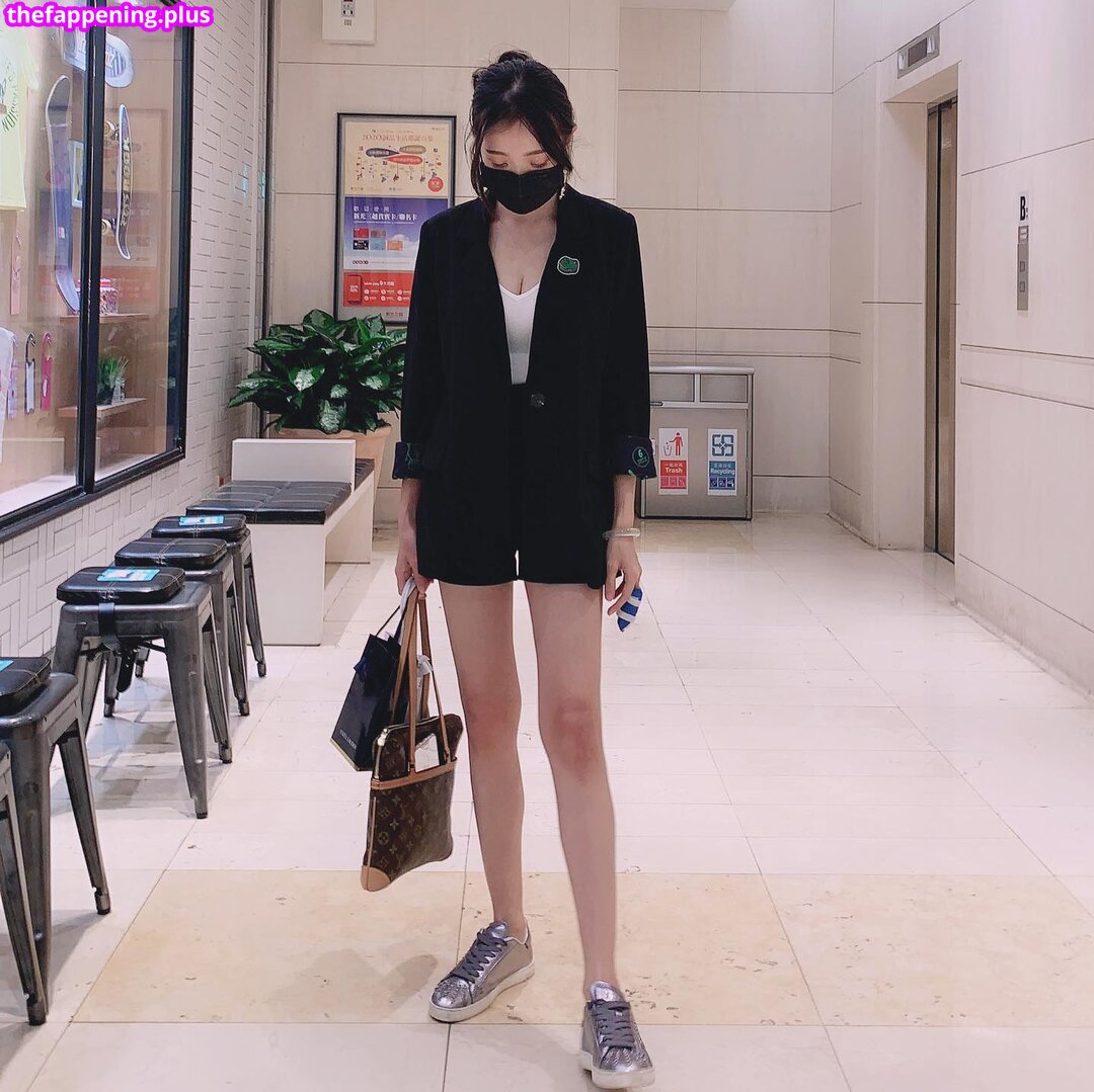 1.ynce_ / 1Ynce / https: Фото оголеного OnlyFans #19