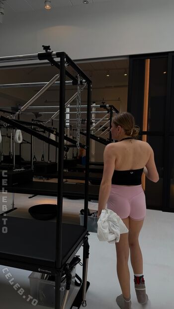 Full leaked Jarla private onlyfans photo