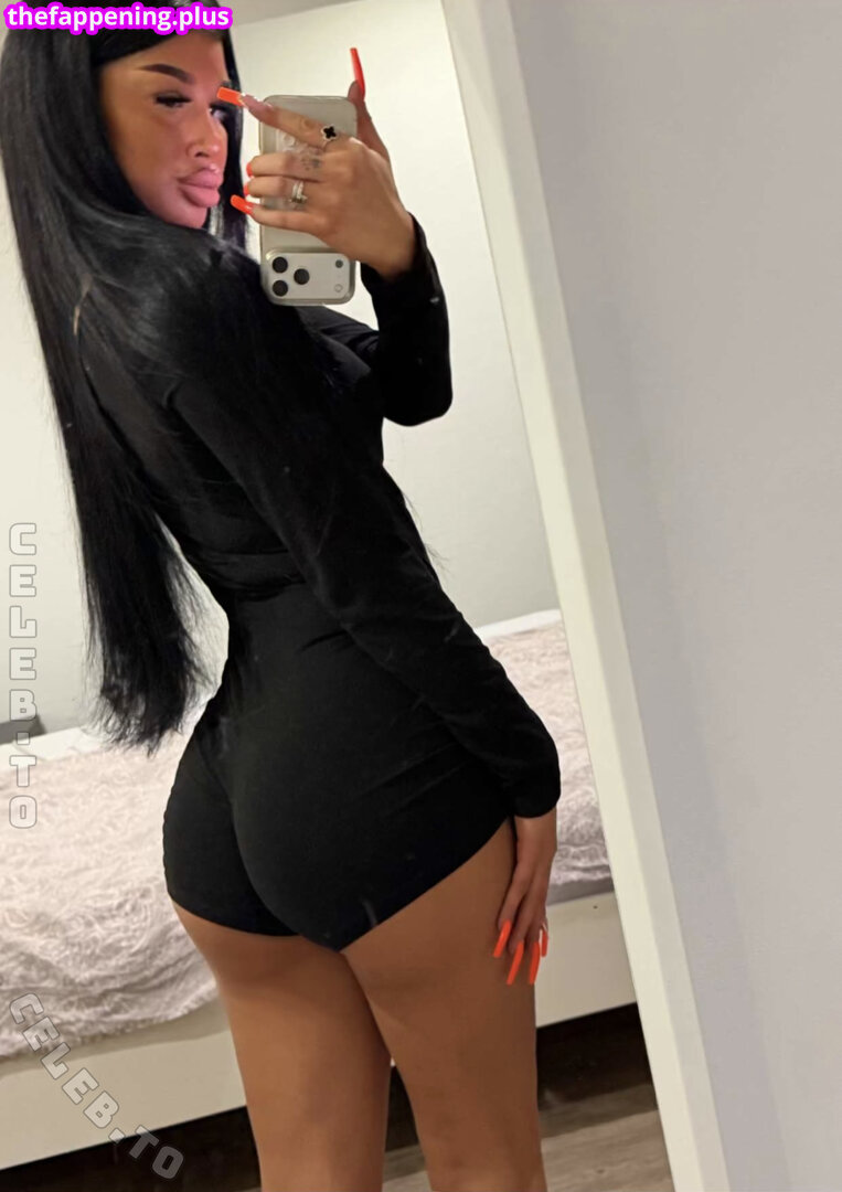 28.leyla / 28.leylaa2 Fotografie OnlyFans Dezbrăcată #54