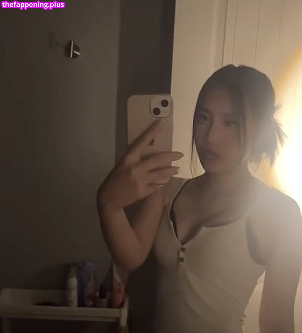 67nonchalantasian / axb__.22 Fotografie OnlyFans Dezbrăcată #1