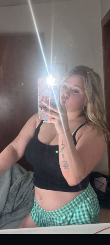 Full leaked Myraaa private onlyfans photo