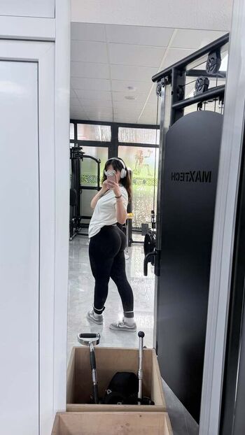 Full leaked Itsmenazli private onlyfans photo