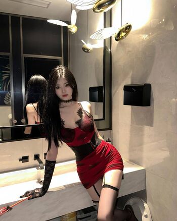 Full leaked Uerfly private onlyfans photo