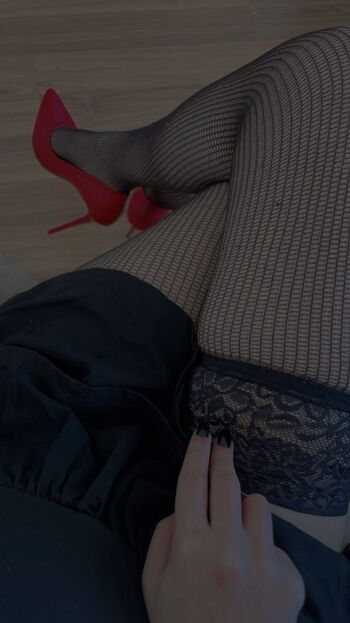 Full leaked Ykurellaa private onlyfans photo