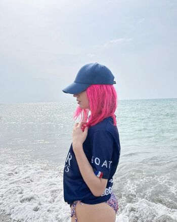 Full leaked Ykurellaa private onlyfans photo