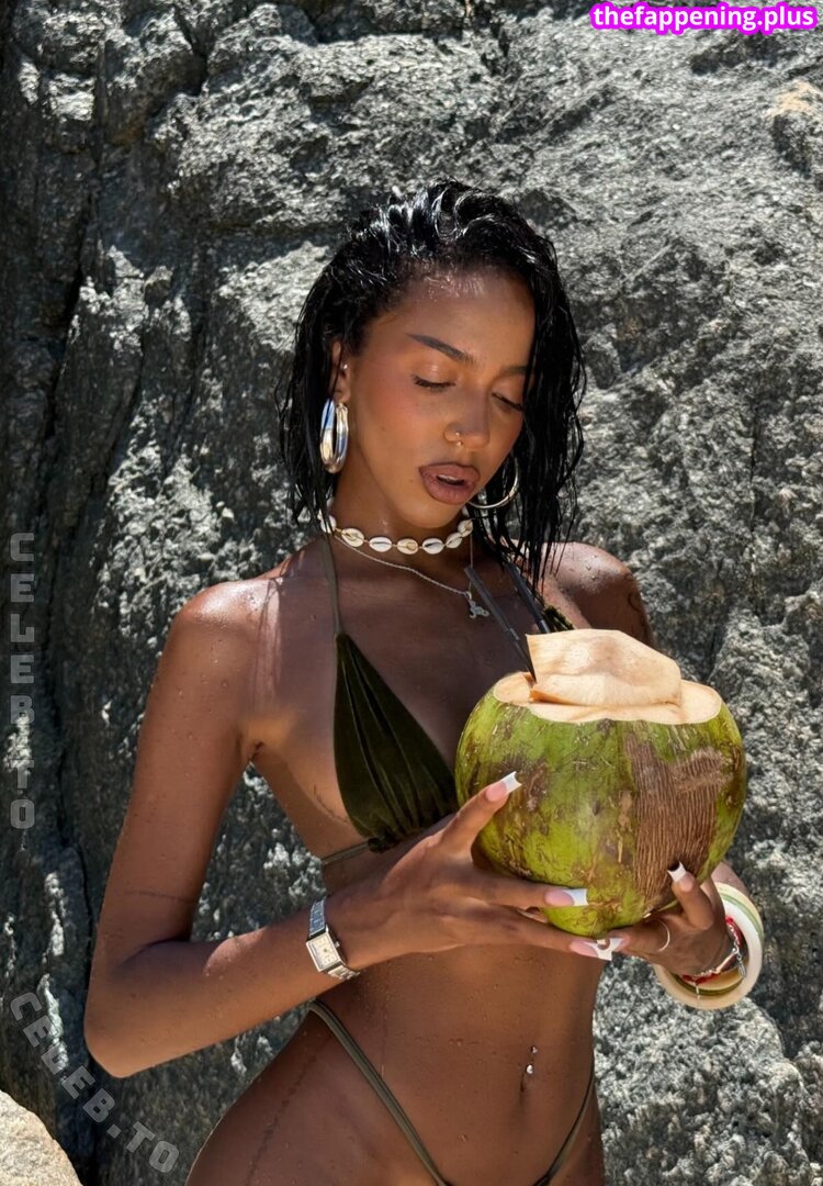 Aalishass Alishakone / aalishass / alishaonly Nude OnlyFans Photo #12