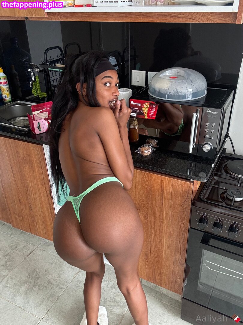 Aaliyah King / aaliyah.king / ebonyaaliyah Foto OnlyFans Nuda #16