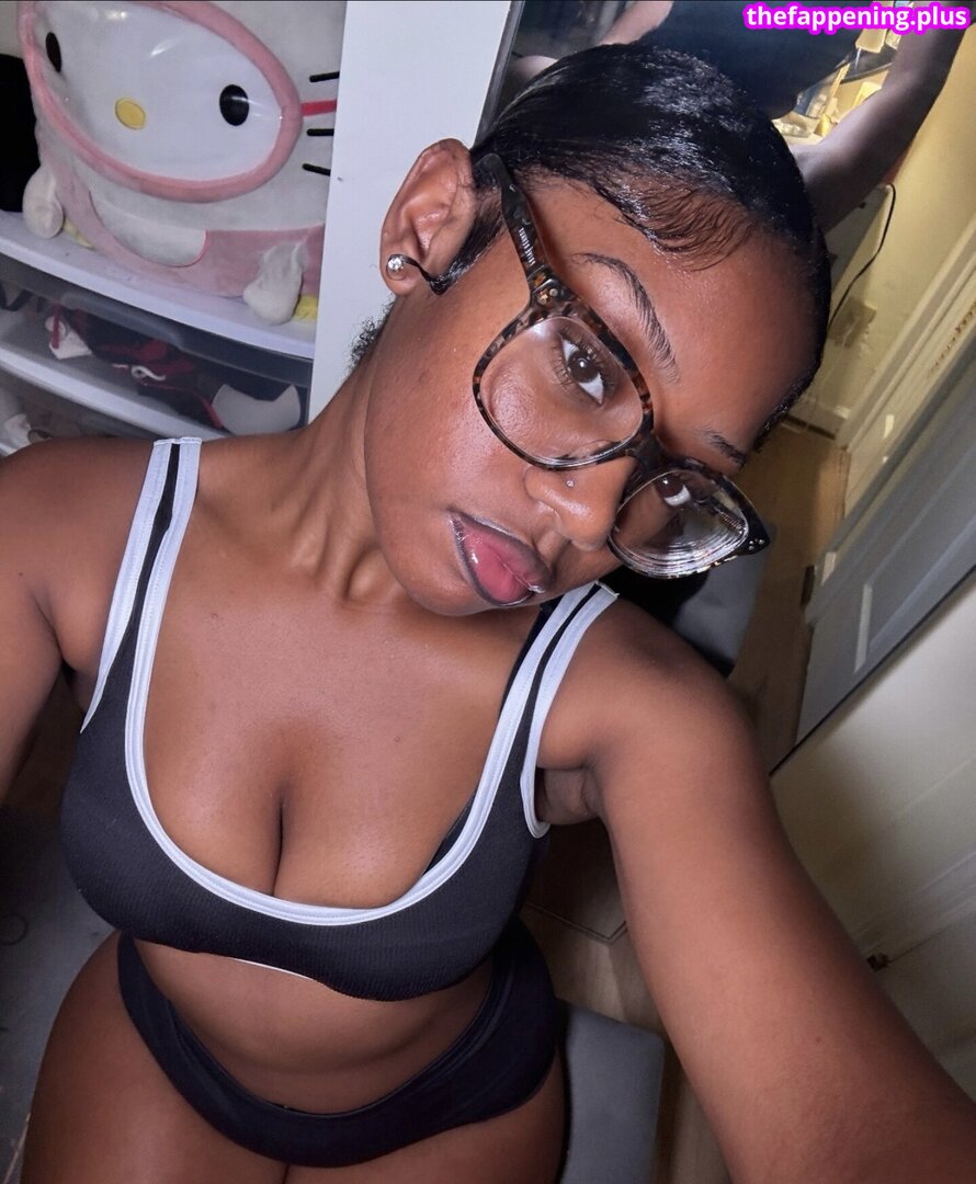 Aaliyah Monet / aaliyahhmonettt / aaliyahmonet_ / https: Φωτογραφία Γυμνών OnlyFans #1