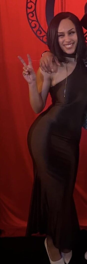 Full leaked Aaliyeezy private onlyfans photo