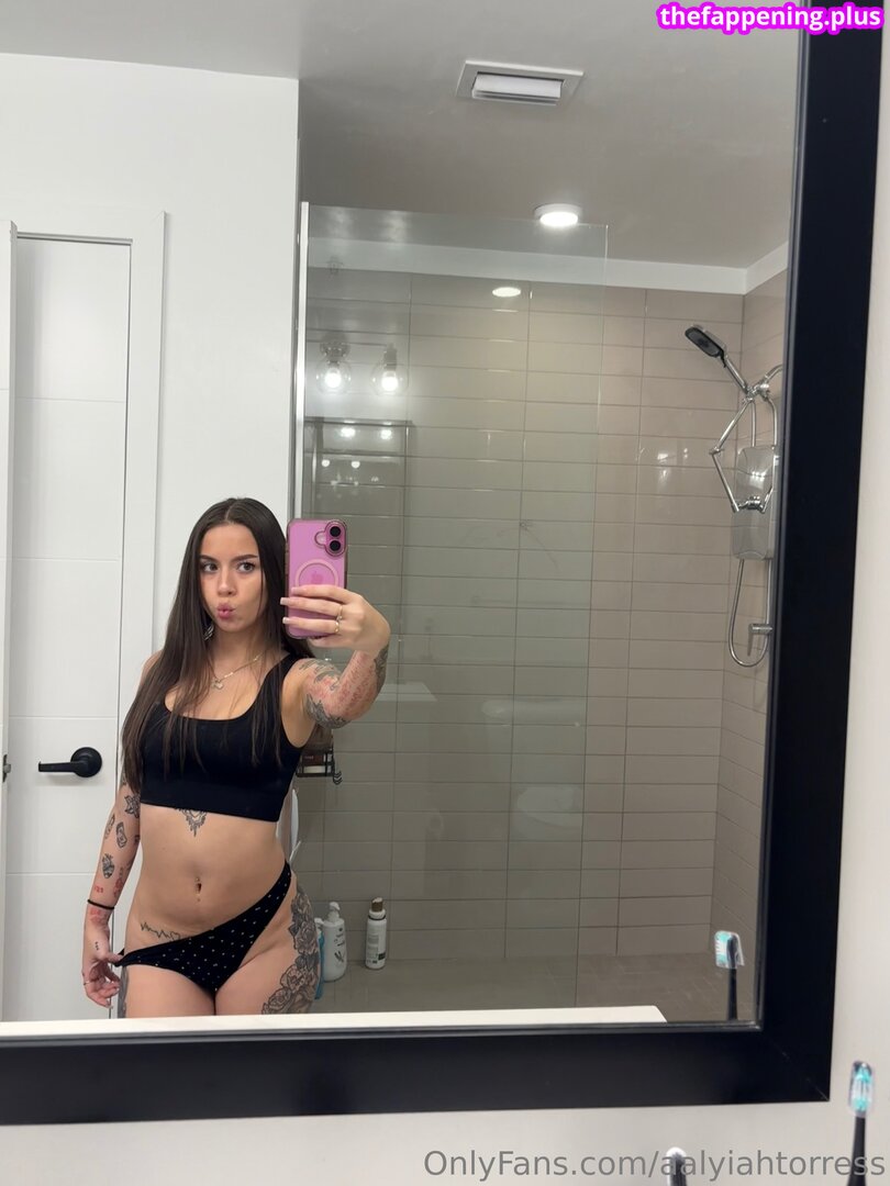 Itsthesaiint / aalyiahtorres / aalyiahtorress Nahá OnlyFans fotografie #18