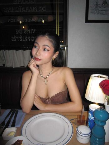 Full leaked Aaomhelloo page private onlyfans photo