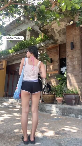 Full leaked Aaomhelloo page private onlyfans photo