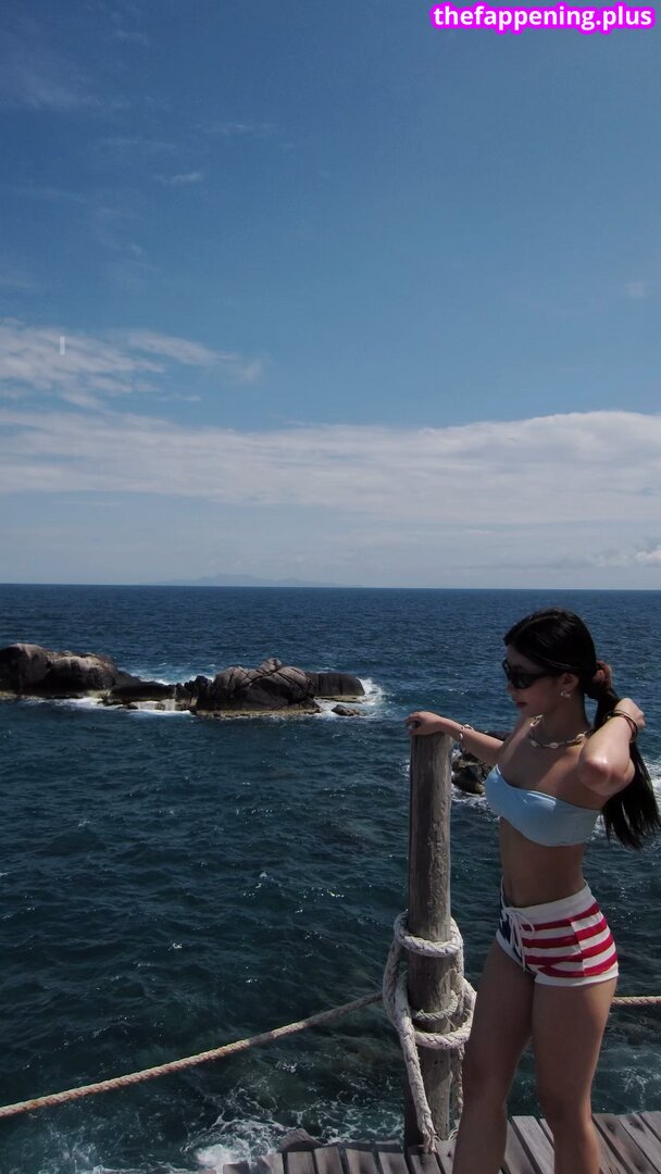 Saipetch B. / aaomhelloo Çıplak OnlyFans Fotoğrafı #146