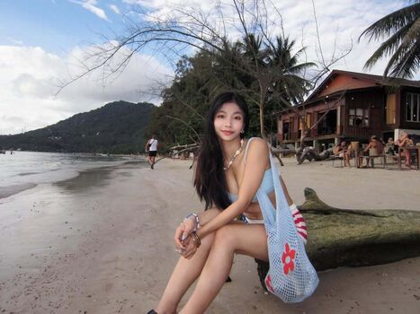 Full leaked Aaomhelloo private onlyfans photo