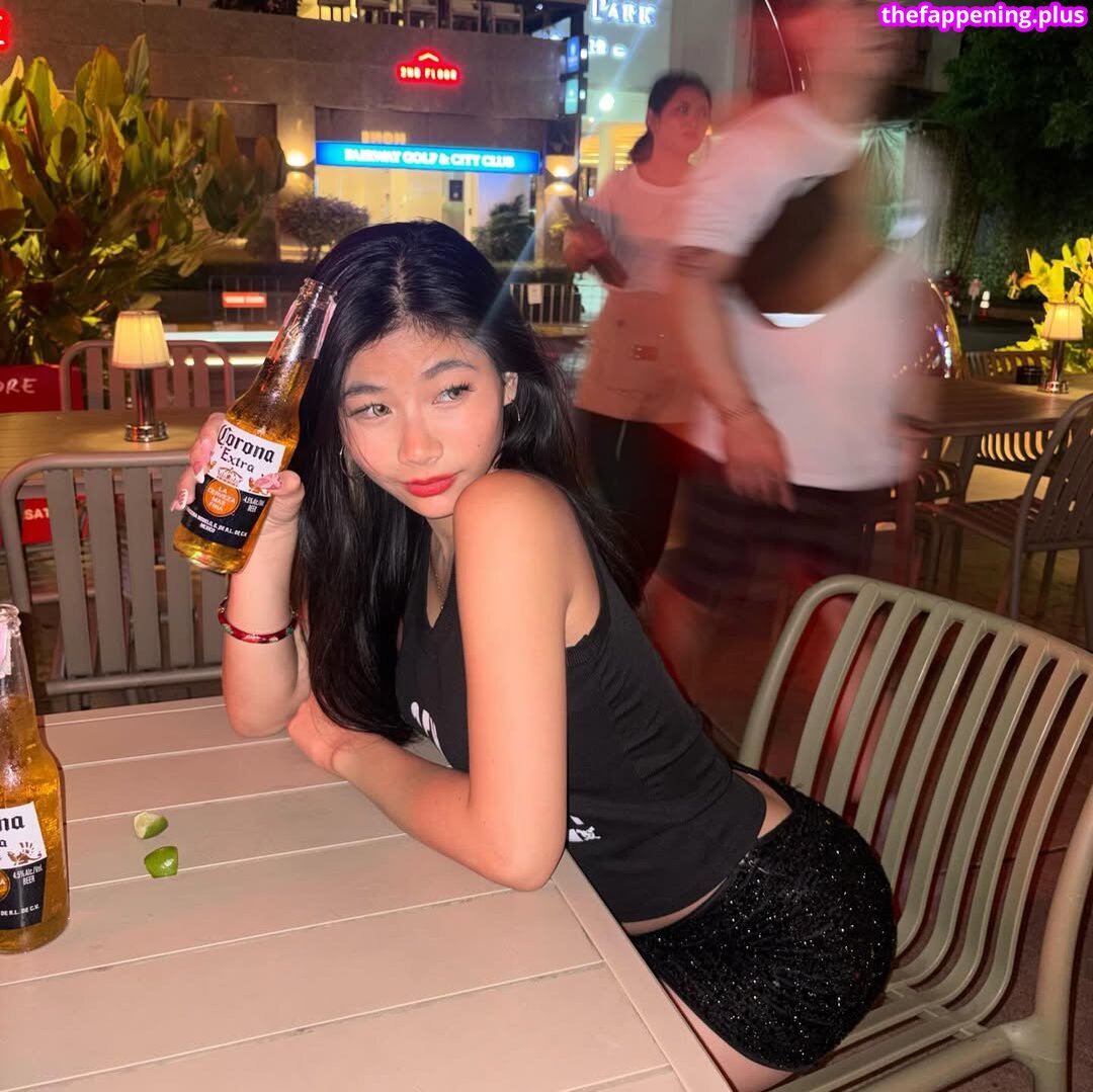 Saipetch B. / aaomhelloo Photo OnlyFans Nu #187