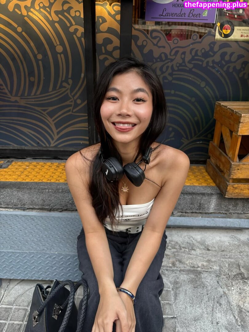 Saipetch B. / aaomhelloo Naken OnlyFans Foto #200