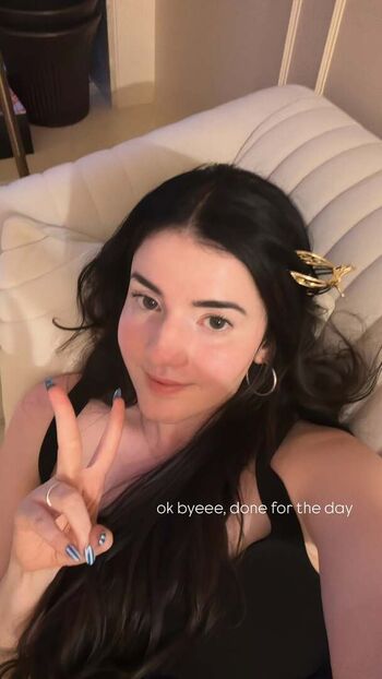 Full leaked Aasthashah private onlyfans photo