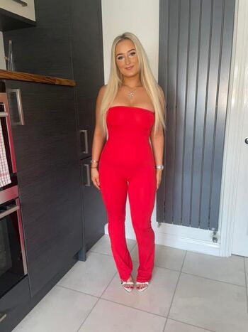 Full leaked Abbeym r x private onlyfans photo