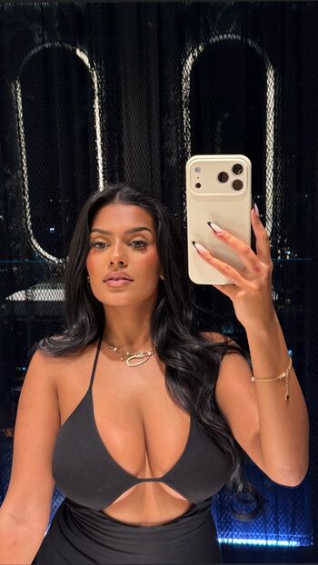 Full leaked Abida private onlyfans photo