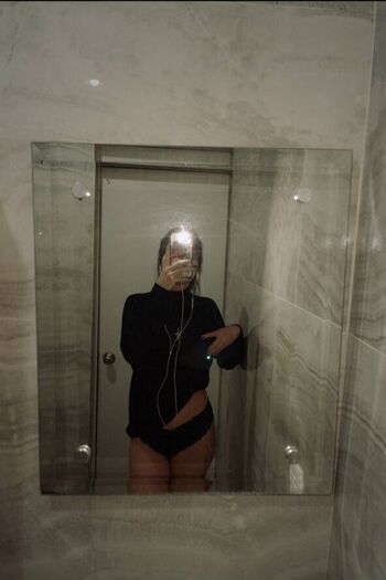 Full leaked Abisicari private onlyfans photo