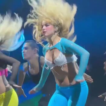 Full leaked Addison rae  page private onlyfans photo