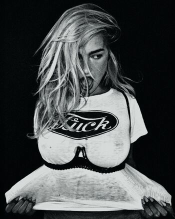 Full leaked Addison rae  page private onlyfans photo