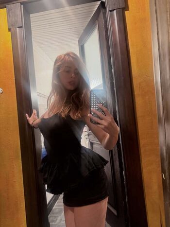 Full leaked Addison rae  page private onlyfans photo