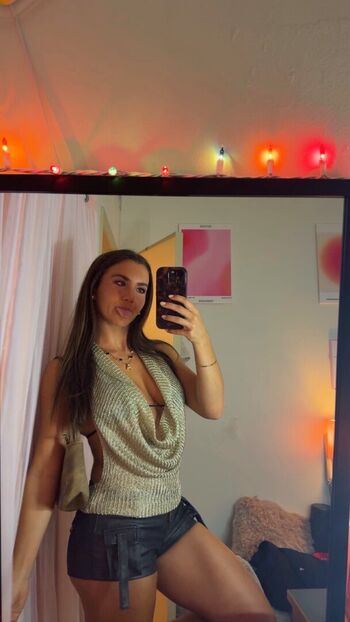 Full leaked Adria kitzinger private onlyfans photo