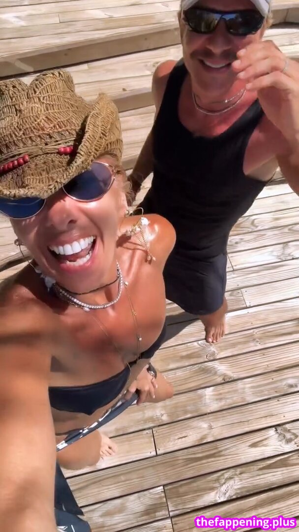 Adriane Galisteu / galisteuoficial Fotografie OnlyFans Dezbrăcată #257