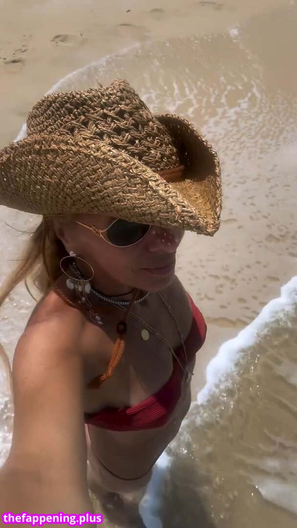 Adriane Galisteu / galisteuoficial Nahá OnlyFans fotografie #267