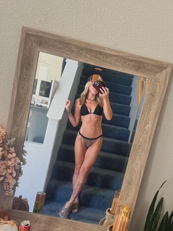 Full leaked Affectionate ant page private onlyfans photo