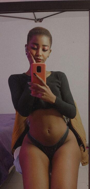 Full leaked Afrolatina private onlyfans photo