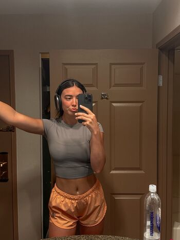 Ahdra And Ayla Klingler