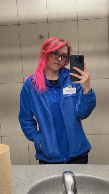 Full leaked Ahoyhailey private onlyfans photo