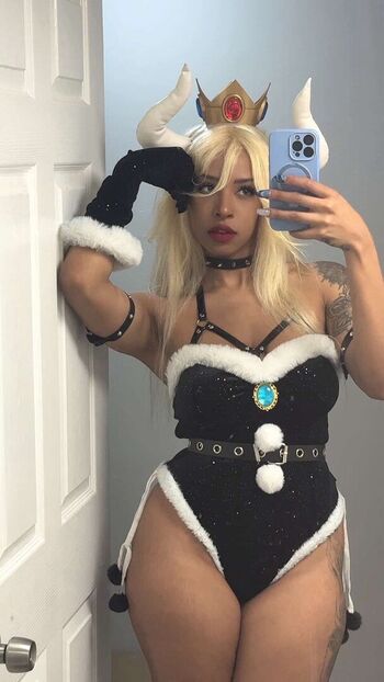 Full leaked Ahqua marine private onlyfans photo