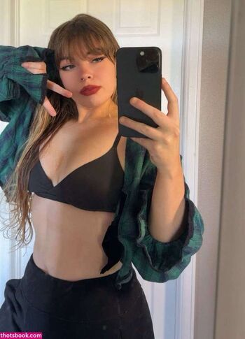 Full leaked Aiiygatorz page private onlyfans photo