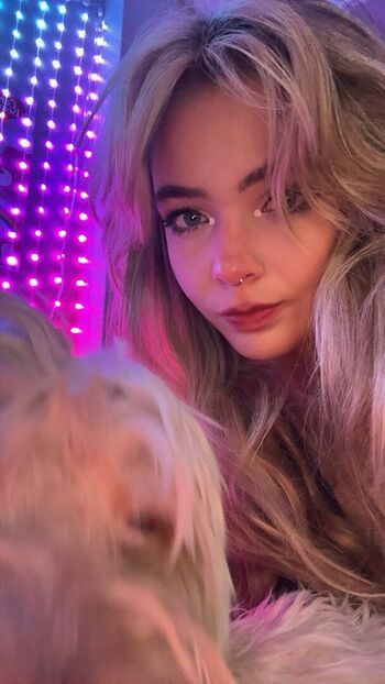 Full leaked Aiiygatorz private onlyfans photo