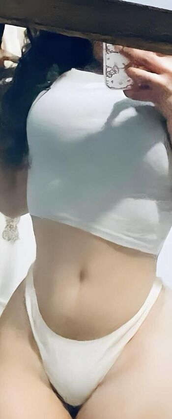 Full leaked Ainnhoaaperez private onlyfans photo