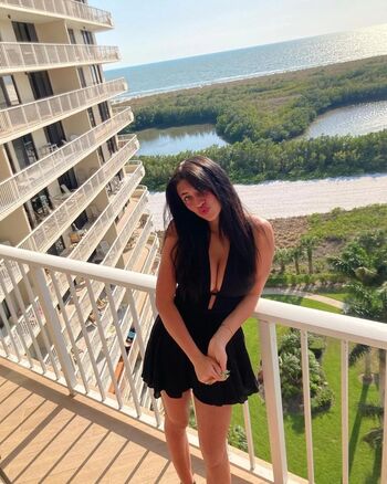 Full leaked Ainsley n private onlyfans photo