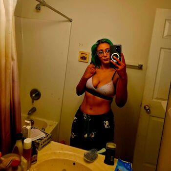 Full leaked Airica demia page private onlyfans photo