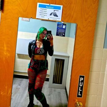 Full leaked Airica demia private onlyfans photo