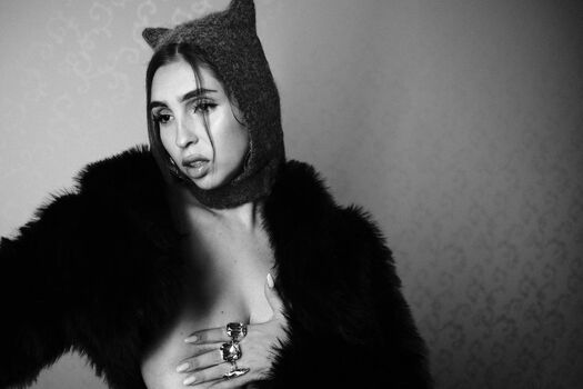 Full leaked Aisux private onlyfans photo