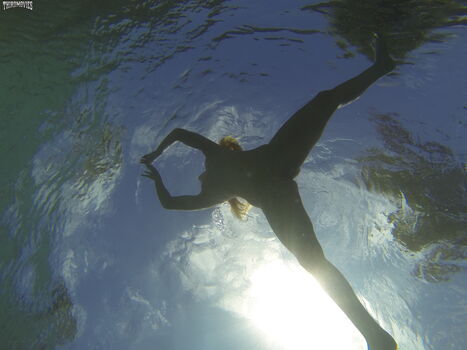 Full leaked Aj applegate page private onlyfans photo