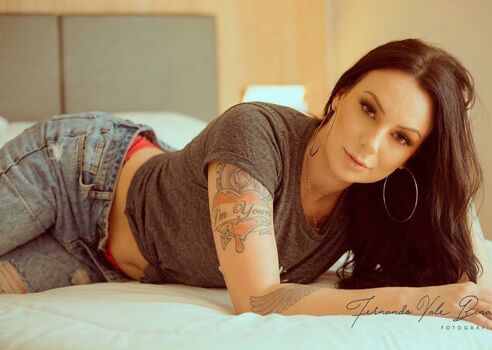 Full leaked Aln crv private onlyfans photo