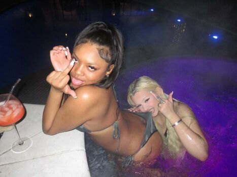 Full leaked Alabama barker private onlyfans photo