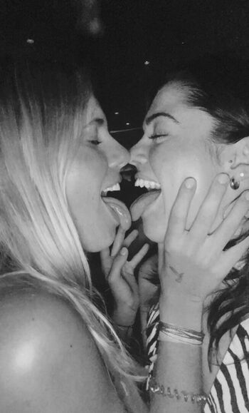 Full leaked Alba debarco page private onlyfans photo