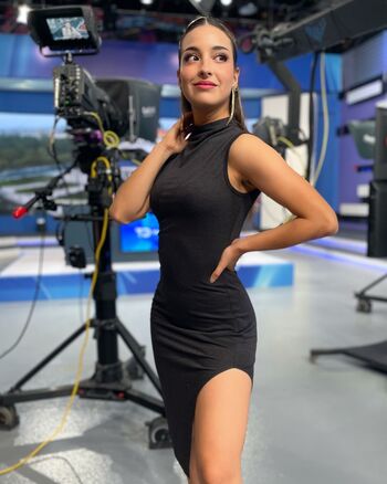 Full leaked Ale valencia page private onlyfans photo