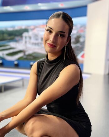 Full leaked Ale valencia page private onlyfans photo