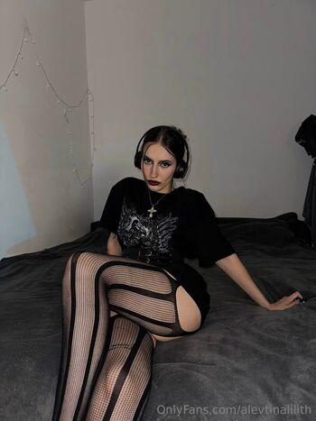 Full leaked Alevtinalilith private onlyfans photo